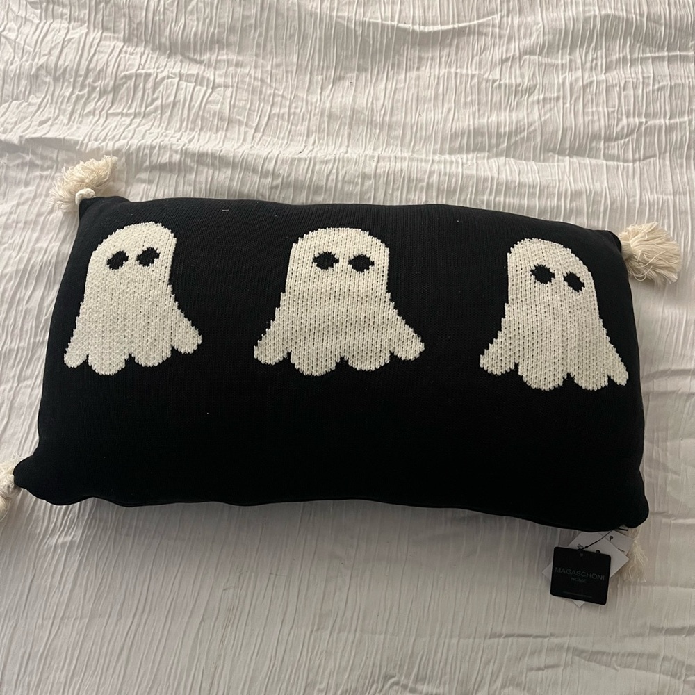 Halloween Ghost Pillow Decor